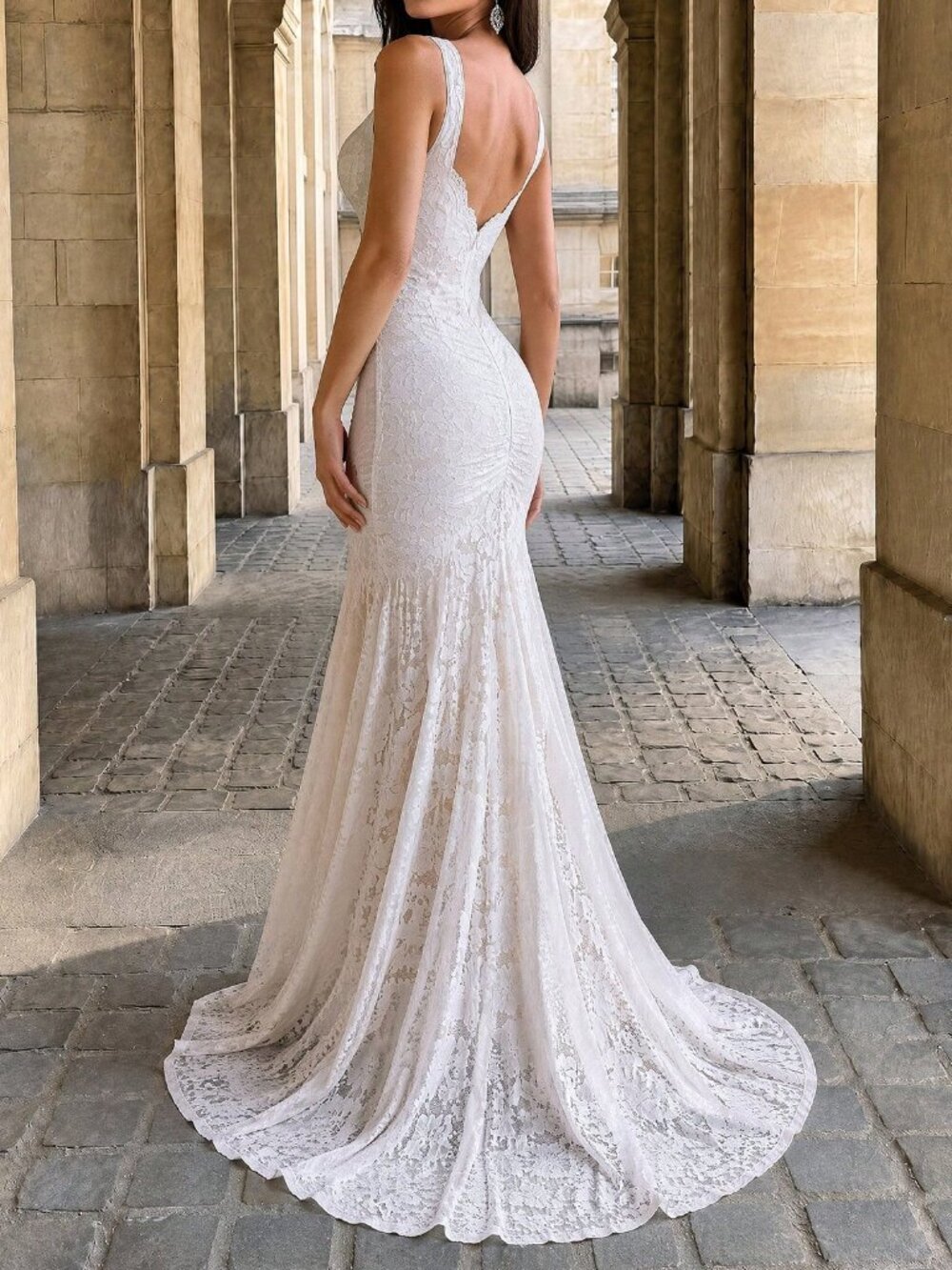 Elegant Women's V-Neck Backless Mermaid Tail Wedding Dress - Picture 3 of 7